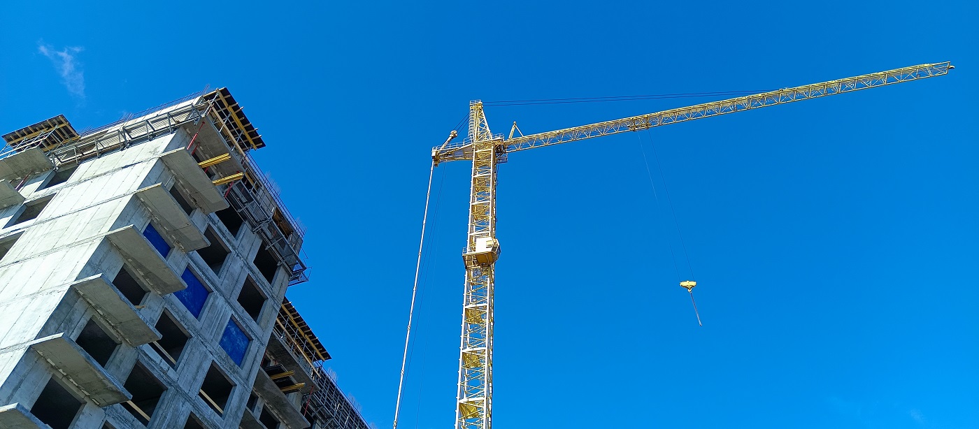 Аренда и услуги башенных кранов для стротельства высотных домов и зданий в Знаменке