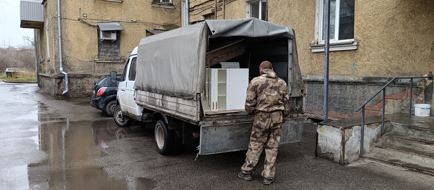 Квартирные перевозки. Погрузка мебели в Газель в Тамбовской области